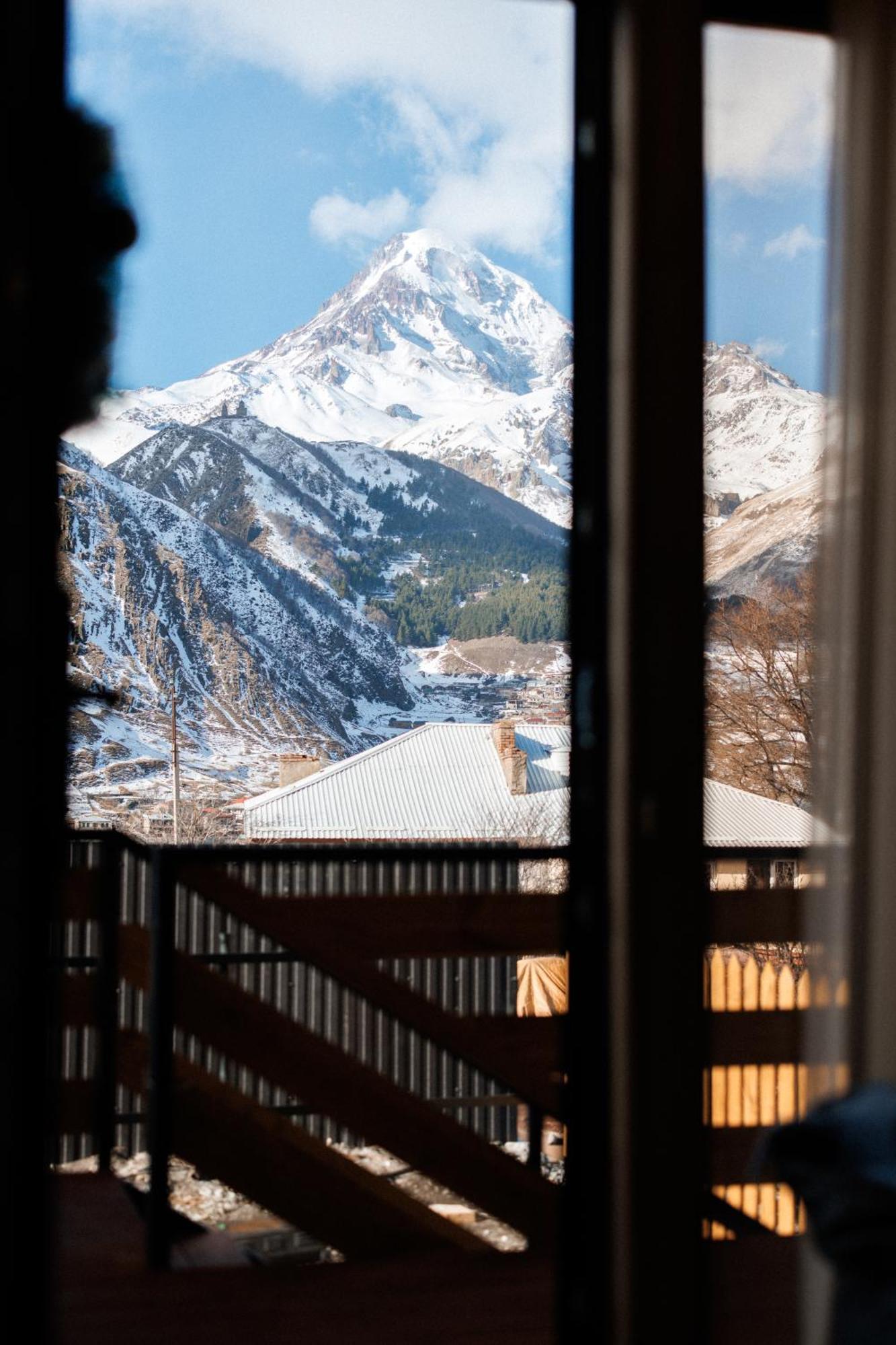 Smart Via Kazbegi Villa Exterior photo